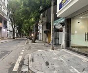 19 Cho thuê nhà mặt phố số 8 Lý Nam Đế, Hoàn Kiếm ,Hà Nội, ô tô đỗ cửa, có thang máy