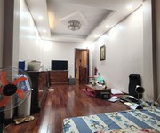 4 Cho thuê nhà 40m, 5 tầng mặt phố Lê Duẩn, Quận Hai Bà Trưng, Kinh doanh sầm uất