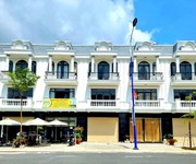 1 Nhà Phố Thương Mại Thăng Long 2 ngay trung tâm hành chính giá chỉ từ 3,2 tỷ/căn