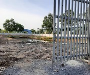 Chính chủ cần cho thuê 1050m2 đất có  nhà 100m2  tại xã bình chánh