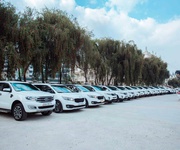 2 Xe dịch vụ du lịch tham quan đà lạt     chuyên đưa đón sân bay liên khương      đà lạt,  lh: