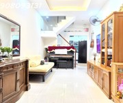 168873- bán nhà trần văn đang p9 q3 , 30m2 , 3 tầng , 2 pn , 2 wc giá chỉ 2 tỷ 8