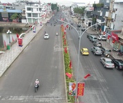 Cần bán nhà mặt đường Nguyễn Văn Linh diện tích 200m2 dòng tiền 26tr/ tháng