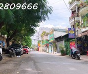 Nhà bán 4 tầng, ngang 8m, đường 12m, 14 phòng cho thuê   mặt bằng, dòng tiền 40 tr/th, nhỉnh 11 tỷ,