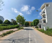 Bán đất cạnh bệnh viện đa khoa Tỉnh Vĩnh Phúc. DT 100m2 giá 5 tỷ