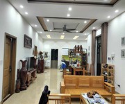 Cần Bán Gấp BT Sân Vườn