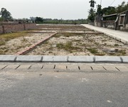 1 Bán lô đất có bãi đỗ xe rộng 200m2, nằm kết nối trục chính khu dân cư tịa phường hòa nghĩa, quận