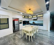 1 Bán nhà trịnh văn bô, kinh doanh, văn phòng, vỉa hè 8m, thang máy, dân xây. dt81mx6t. giá 16 tỷ