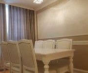 1 Cho thuê căn hộ Leman Luxury, 20A Trương Định, Phường 6, Quận 3 : -	Căn : Diện tích 100m2, 3PN, 2WC