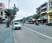 Bán nhà mặt đường kinh doanh cực đẹp Nguyễn Văn Cừ, P. Hưng Phúc, TP Vinh, NA