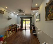 2 Do nhu cầu công việc nên gia đình có cần bán lại căn nhà 3 Tầng Mặt Tiền Đường Trường Sơn