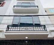 Cho thuê nhà phố Mạc Thái Tổ - Trung Kính. Dt 60m2 x 6T xây thông,Thang Máy, Điều Hòa