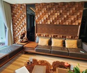 Bán nhà phố nguyên hồng, dt 60m2, mt5.5m, vỉa hè, ô tô, thang máy kinh doanh ổn, giá tốt.