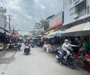 1 Gia Đình tôi kẹt tiền cần bán gấp căn nhà mặt tiền đường Trịnh Như Khuê, chợ Bình Chánh, Huyện Bình