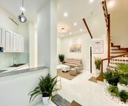 Bán rẻ nhà vỉnh viễn,  quận 10, dt31m2 nhỉnh 5 tỷ6 có ngay căn nha 2 lầu