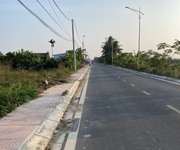 Đất mặt đường trục xã Minh Tân, Kiến thụy, cách trường học 300m.