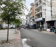 4 Bán nhà mặt tiền đường Đề Thám, Quận 1: 3.65m nở hậu 3.8m x 24m, công nhận 86m2, nhà cũ tiện xây...