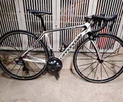 Xe Road Cannondale Synapse carbon 700c Xe Road Cannondale Synapse carbon 700c