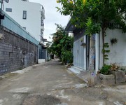 Nhà bán ngộp giảm chào 7.9 tỷ 400m , an phú đông q.12