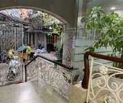 4 Cho thuê nhà hẻm rộng 4.5m đường Calmette, Quận 1: 4.8m x 16.2m, hầm, lửng, 5 lầu, ST...