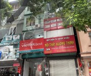 1 Cho thuê nhà mặt phố đường láng, cách cầu vượt ngã tư sở 100m.