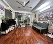 Bán nhà Lạc Long Quân- Tây Hồ 40m, THÔNG HỒ, LÔ GÓC,  3 thoáng chỉ 6.5 tỷ