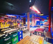 4 Mình có mặt bằng nhà hàng kiểu beer garden cần sang nhượng hoặc cho thuê lại tại trần não quận 2