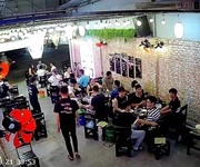 2 Sang nhượng quán nhậu 42 đống đa - vỉa hè rộng rãi , chổ để xe thoải mái