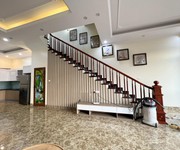 1 Cho thuê nhà nguyên căn 3 tầng, căn góc, nội thất mới, xịn Vsip Từ Sơn, Bắc Ninh