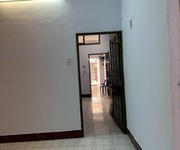 4 Chính chủ cho thuê nhà cấp 4 hẻm xe hơi gần đầm sen