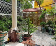 3 Biệt thự vườn, 200m2- tt hoc môn- thiết kế hiện đại, nội thất sang trọng.- chính chủ gấp bán