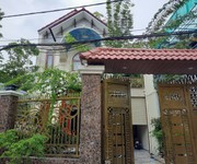 1 Biệt thự vườn, 200m2- tt hoc môn- thiết kế hiện đại, nội thất sang trọng.- chính chủ gấp bán