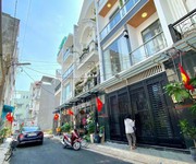 1 Nhà 4 tầng khu hành chính thị trấn nhà bè- đường nhựa trước nhà 6m khu an ninh