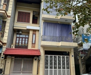 Bán nhà mặt phố Quang Trung, TP HD, 4 tầng, 60.9m2, mt 4.53m, hướng đông, 4 ngủ, vị trí trung tâm