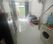 1 Thành thái - quận 10 - 24m2 - 3.0 tỷ - cách hẻm xe hơi chỉ vài bước chân