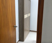 Cho thuê căn hộ chung cư Phúc Thịnh - 341 Cao Đạt, P1, Q.5: -	Tầng thấp, 70m2, 2 PN, 1 WC, có bancon
