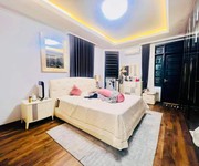 4 Siêu phẩm  mặt phố lạc long quân - ô tô tránh - vỉa hè . 48m x 5t. giá 17 tỷ.