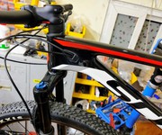 6 Scott scale 920 MTB Carbon. Xe đạp thể thao chính hãng.