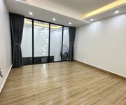 8 Nếu bạn đang có hơn 2 tỷ nhưng cần một căn nhà đẹp về ở ngay tại 140 Đình Đông