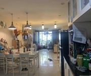 1 Định cư bán gấp căn hộ đường nguyễn văn linh chỉ có 2,75 tỷ nhà đẹp tặng full nội thất 105m2 , mua