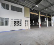 Cho thuê 3.800 m2 Kho xưởng mới ,Tân Uyên Bình dương đường lớn giá rẻ