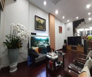 1 Cần bán gấp nhà đất phân lô, sổ đỏ chính chủ  miễn trung gian  tập thể quân khu thủ đô, cuối phố