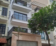 Cho thuê nhà mặt ngõ 203 Hoàng Quốc Việt, DT 90m2 x 5 tầng, đường rộng để ô tô