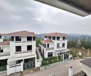 Cần bán căn Biệt thự FLC Villa Hạ Long dt 300m2 xây thô hoàn thiện mặt ngoài