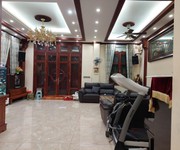 Bán nhà gần phốtrần khát chân - gần 70m2 - 6 tầng nhà đẹp view hồ chỉ 2x tỷ