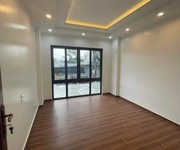 Chính chủ cần bán căn nhà 48m2x6 tầng đã hoàn thiện phố nguyễn chính, hoàng mai.