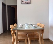 2 Cho thuê căn hộ phố chùa bộc dt 60m tầng 3 giá 8 triệu
