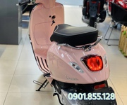 4 Vespa Sprint Hồng Diễm Lệ ở Bình Dương