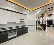 Cần bán nhà 52 m2/3,5 tầng phố Vũ Chí Thắng. Giá chỉ 2,95 tỷ
