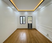 5 Cần bán nhà 52 m2/3,5 tầng phố Vũ Chí Thắng. Giá chỉ 2,95 tỷ